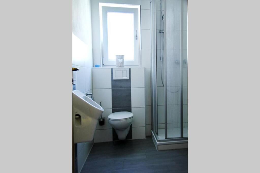 Schoene Helle Ferienwohnung In Waldnaehe 베르힝 외부 사진