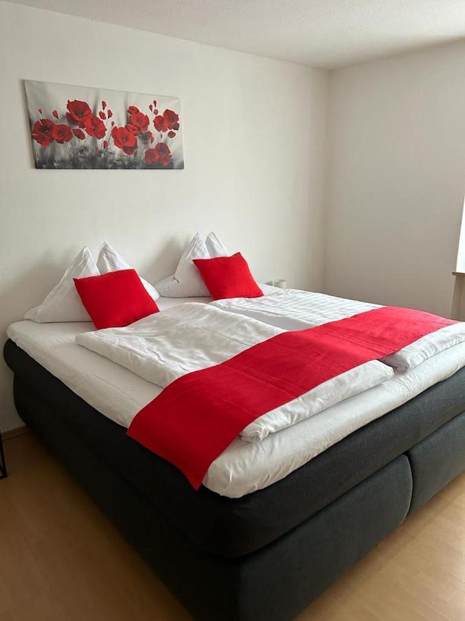 Schoene Helle Ferienwohnung In Waldnaehe 베르힝 외부 사진